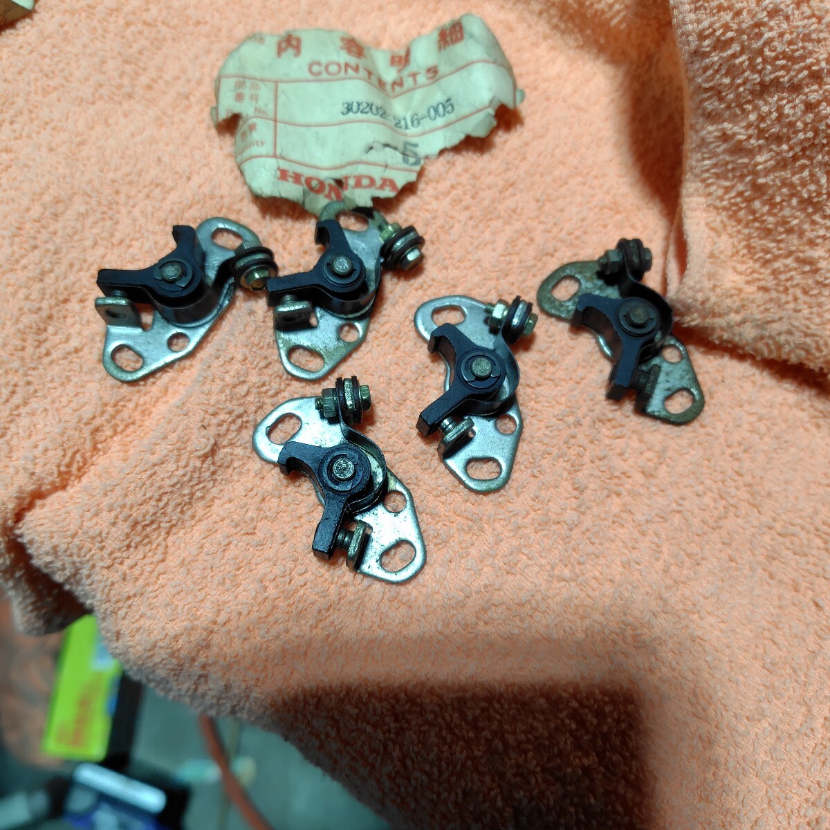 ホンダ希少CB93純正新品ポイント5個拍卖