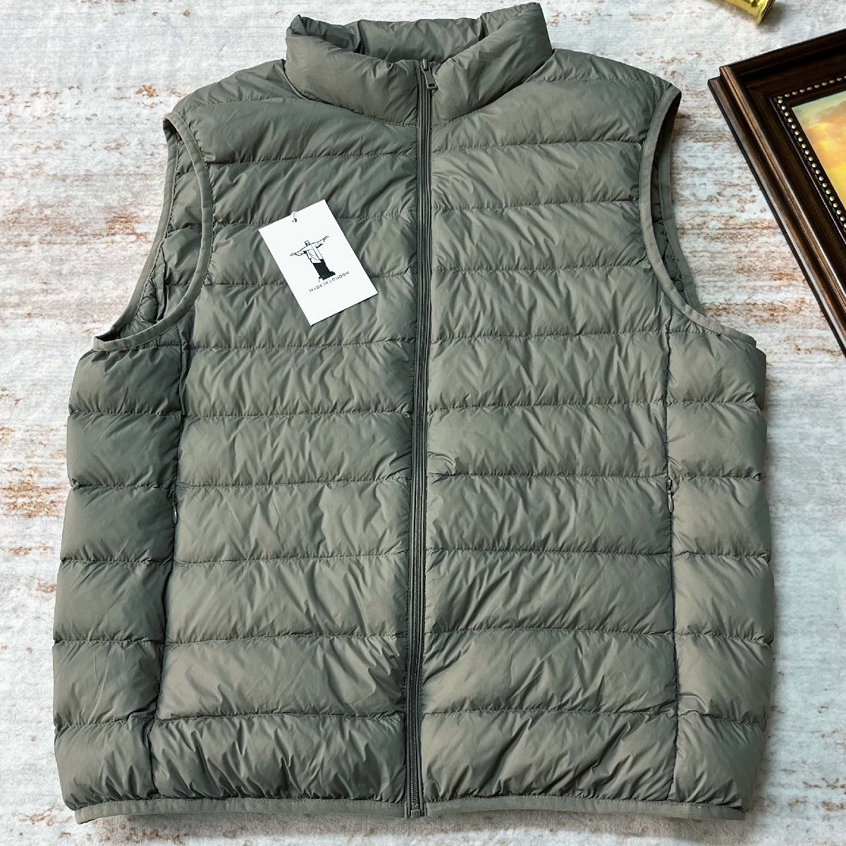 ダウンベスト ロンドン製造 ダックダウン90% 保温 快適 超軽量 袖なし 収納袋付き スタンドカラー インナーダウン カジュアル 秋冬 SIZE:M拍卖