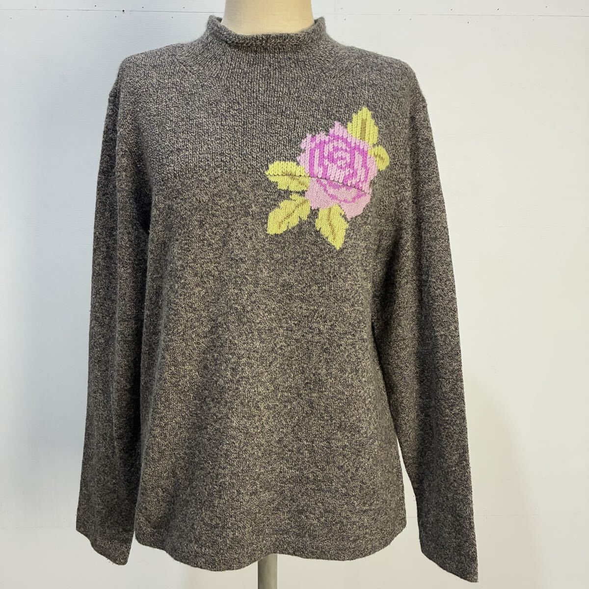 極上 royal patou カシミヤニット カシミヤセーター ニットセーター 刺繍ニット 花柄刺繍 モックネック 長袖【レターパックプラス郵送可】T拍卖