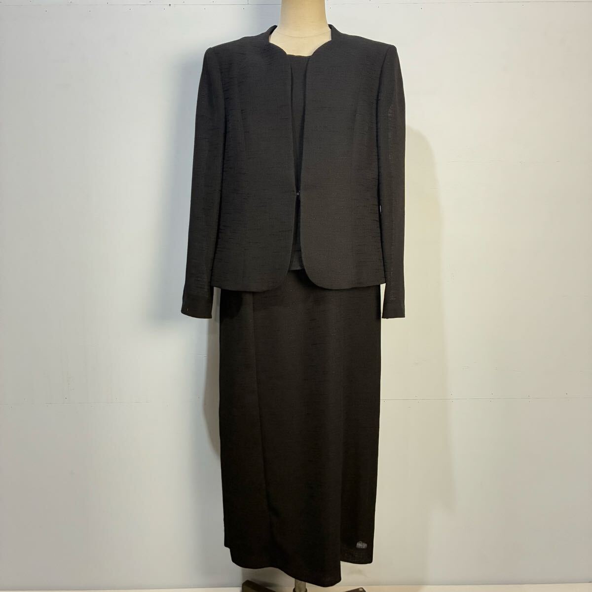 TOKYO IGIN 東京イギン 2ピース ブラックフォーマル ノーカラージャケット ロングワンピース 袖シースルー 黒 希少【送料一律/同梱可能】T拍卖