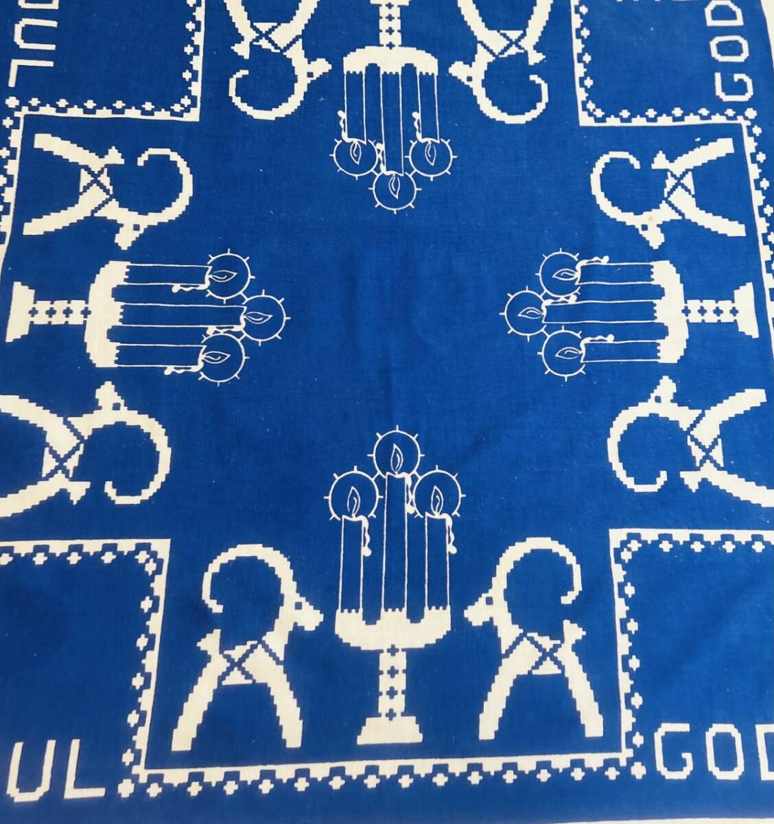 北欧クリスマス☆コットン 青地 GODJULとユルボック テーブルクロス拍卖