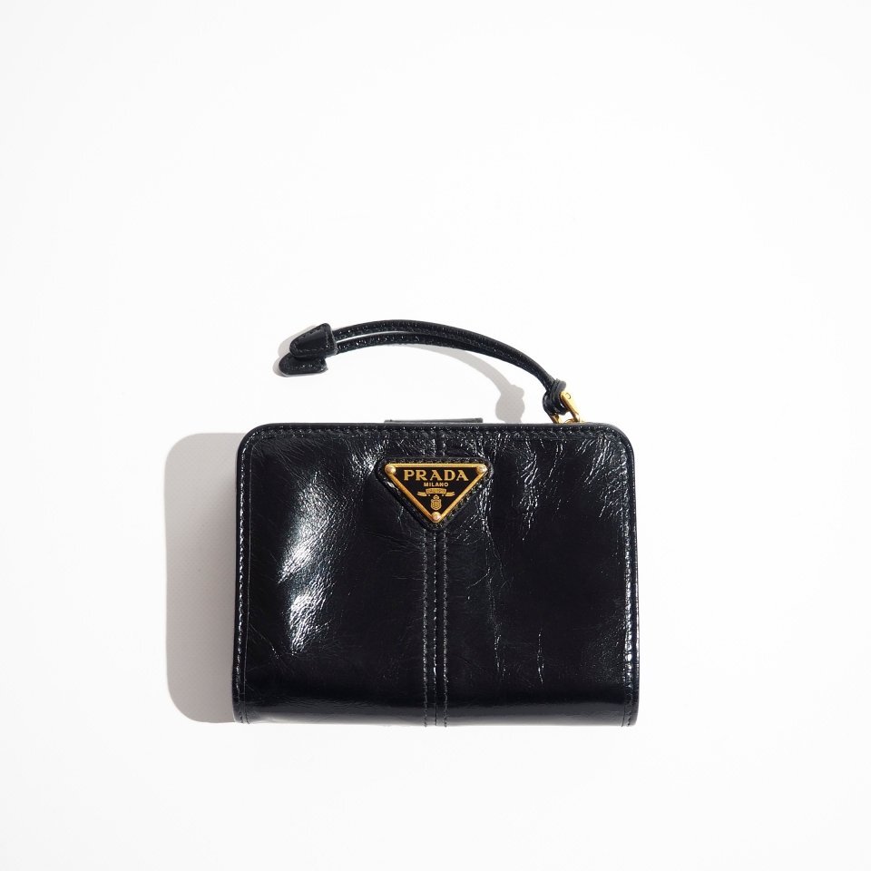 R4037P ▼PRADA プラダ▼ 25SS SOFT LUX ソフトルックスレザー トライアングルロゴ ウォレット ブラック / 1ML018 二つ折り 財布 rb mks拍卖