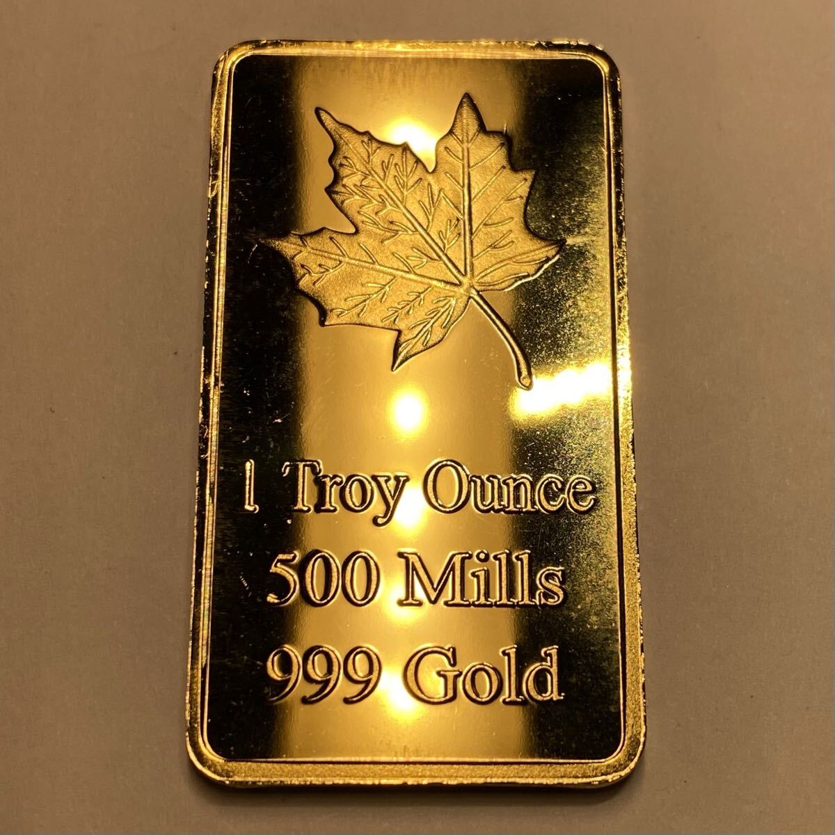 金貨 メイプルリーフ カナダ古銭 50*28*3mm31.54g コレクション 骨董品 古銭拍卖