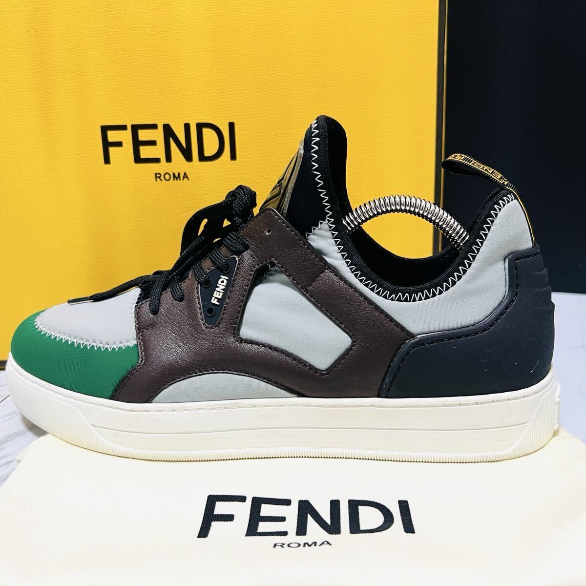 1円【美品 希少色】FENDI フェンディ 【至高の逸品】FANCY ファンシー FFロゴ メンズ ローカット スニーカー シューズ 靴 25.0cm相当拍卖