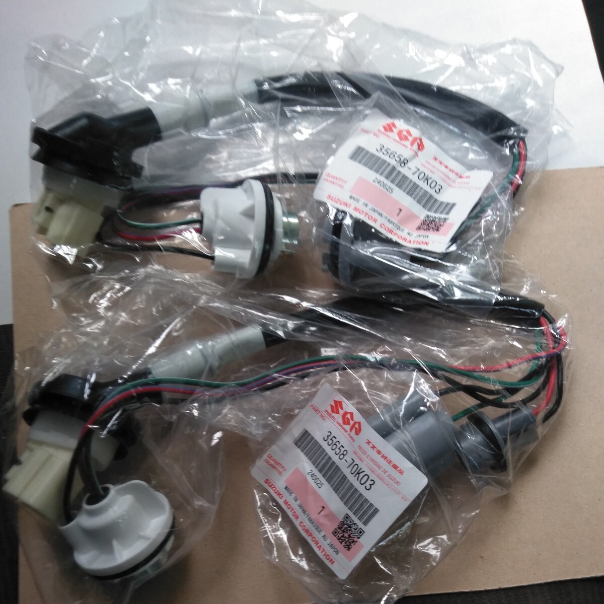 ☆即決送料込み スズキワゴンR MH23S テールランプハーネスソケット左右分2個セット純正品番35658-70K03⑪拍卖