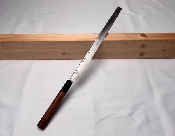 正義 純日本鋼 蛸引き包丁 調理器具 刃物 料理人 職人用 和包丁 刃渡り:約310mm 重量:約92g拍卖