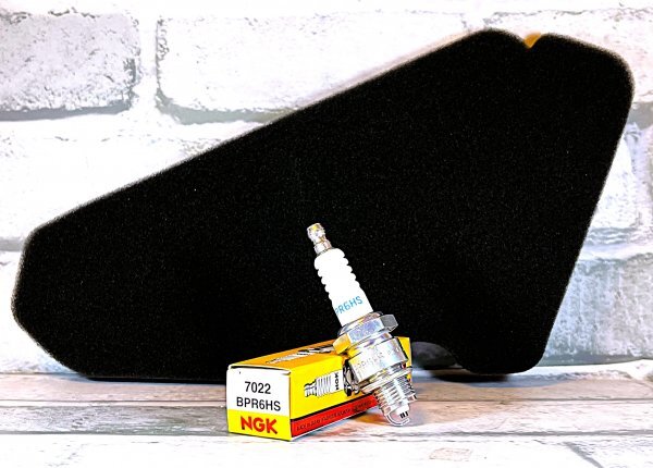 スズキ ZZ(ジーツー) '05-'07 CA1PB-135772~ 適合 スパークプラグ+エアークリーナーエレメントお得セット!拍卖