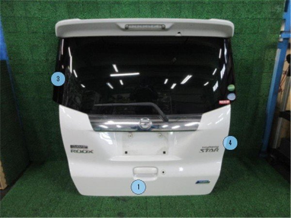 ♪♪ルークス B21A ハイウェイスターターボ バックドア リアゲート カラー W13 スポイラー付 NSG M28Q8 ※個人様宅不可 (W7439)♪♪拍卖