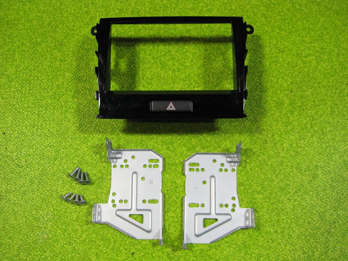 2008/11 パレット CBA-MK21S オーディオパネル ステー ビス拍卖