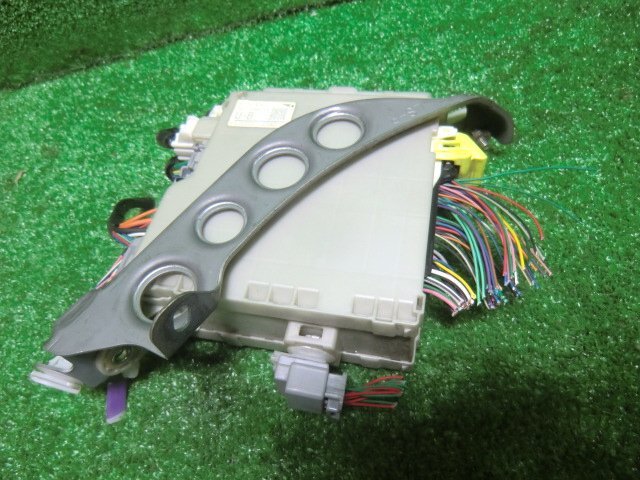 ② レクサス USF40 ヒューズボックス 82730-50470拍卖