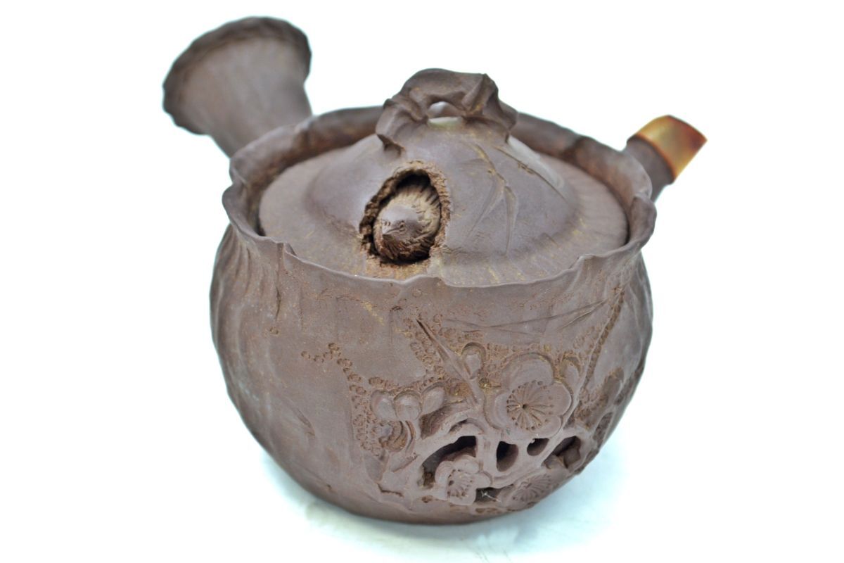 (1297S 1125R6) 1円~萬古焼 笹岡豊山 作 手捻り透かし 松竹梅鶴透かし亀 飛び出し急須 彫刻 紫泥 細密彫刻 煎茶 茶道具 茶器拍卖