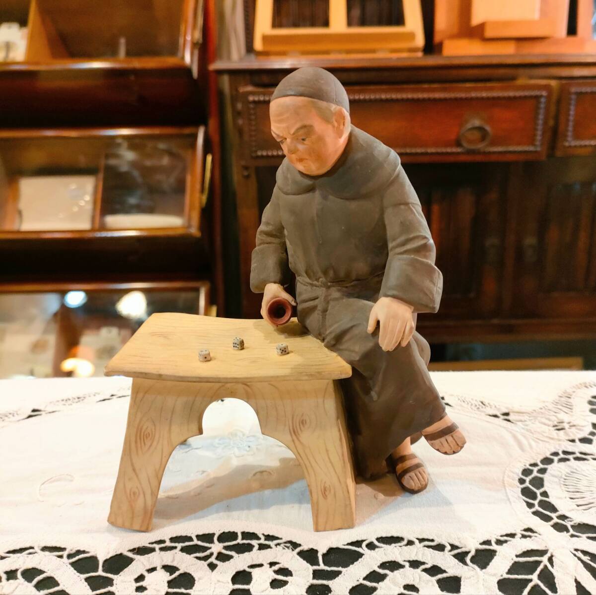 SPECIAL 60% OFF SALE !!即決 ■ ギャンブリング.モンクの置き物/アンティーク ■拍卖