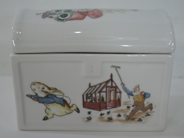 WEDGEWOOD ウェッジウッド PETER RABBIT ピーターラビット トレジャーチェスト 小物入れ/中古品拍卖