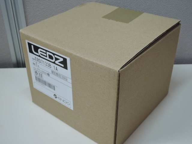 ENDO 遠藤照明 調光調色 ベースダウンライト Φ75 本体のみ 2022年製 球別売 ERD7133B 1A/未使用品拍卖