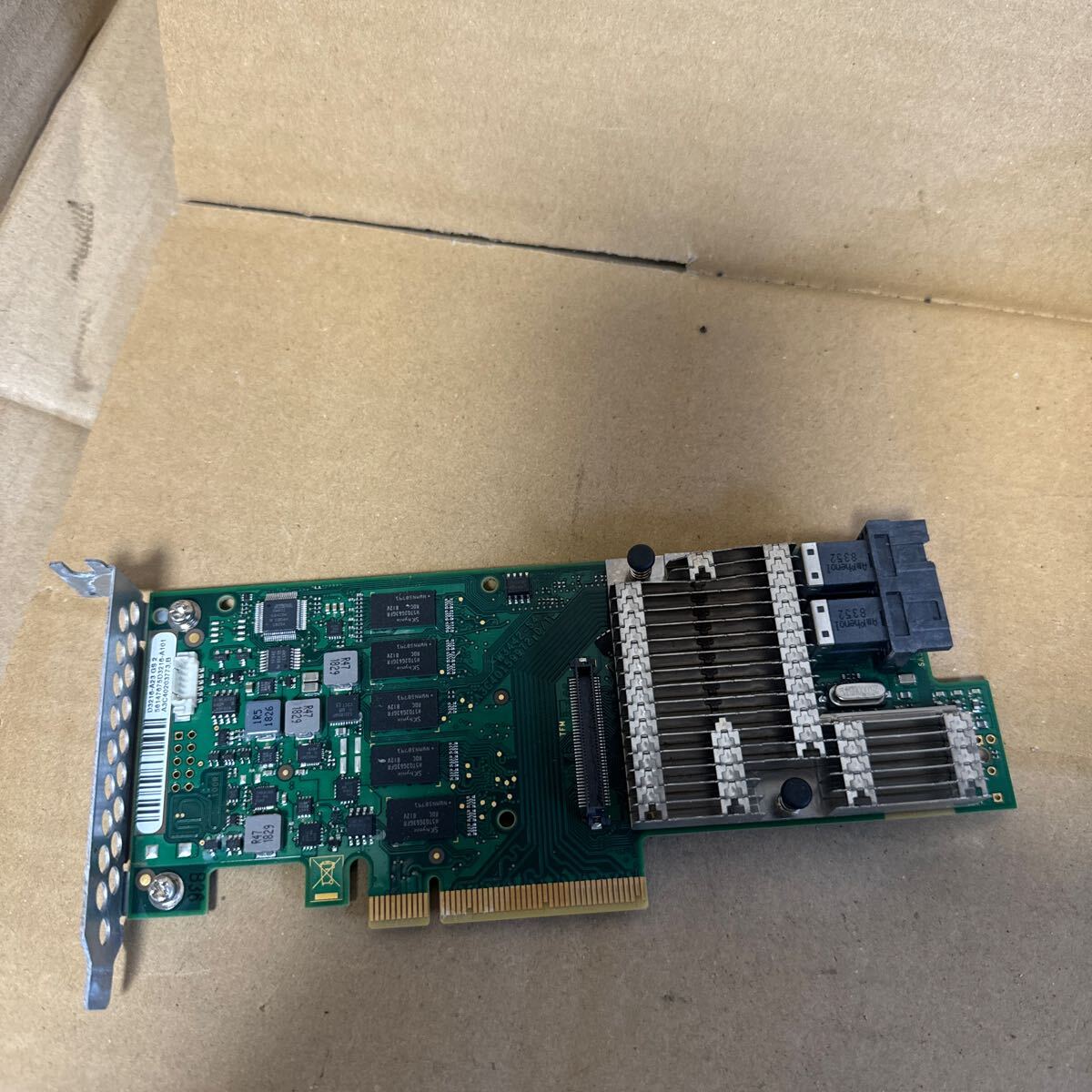 (D-30)富士通 D3216-A23 GS1 SAS RAIDカード 拍卖