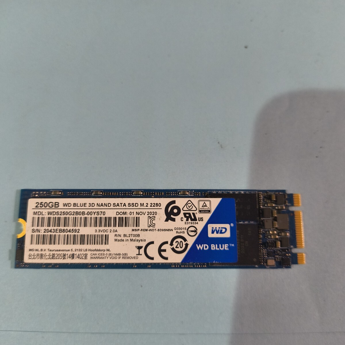 (007)WesternDigtal WD BLUE 3D NAND(WDS250G2B0B-00YS70) 250GB SATA SSD 拍卖