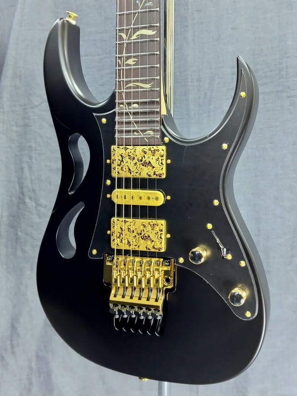 Ibanez PIA3761 XB (Onyx Black) アイバニーズ スティーヴ・ヴァイ シグネチャーモデル Steve Vai拍卖