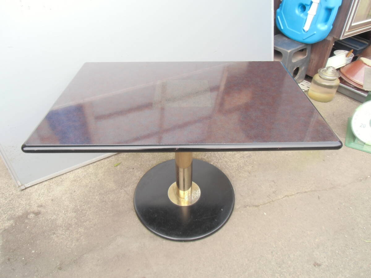 ★ け-95 テーブル 店舗 喫茶店 業務用 中古 1個売り ※ 在庫あり(他に2個) 大きさ/約 高さ59cm 幅90cm 奥60cm 重さ22kg 拍卖