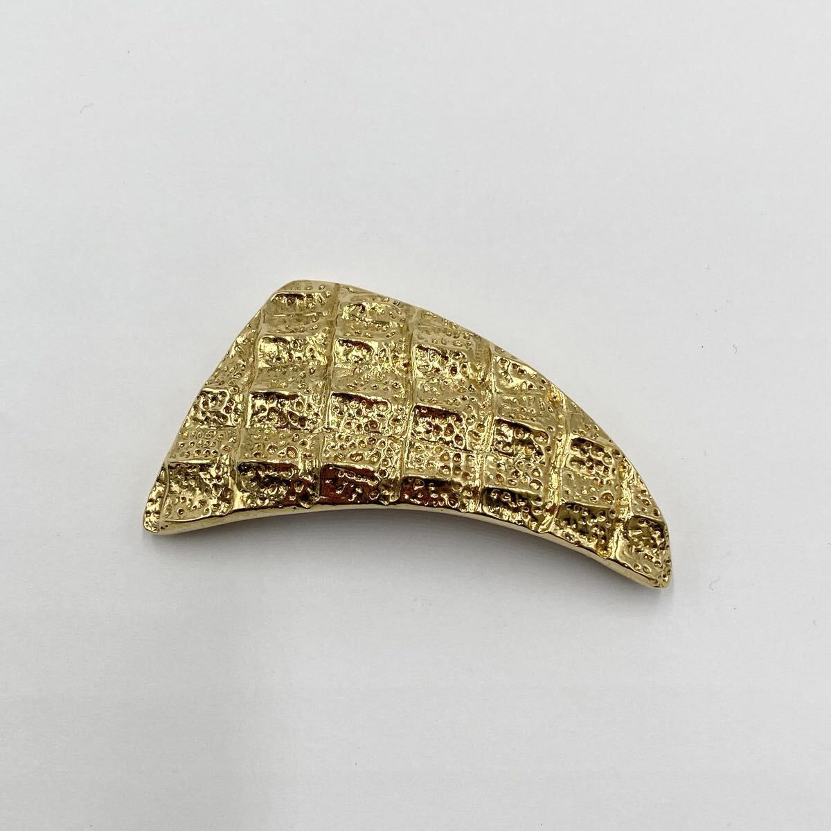 Yves Saint Laurent/イヴ・サンローラン YSL ブローチ ゴールドカラー S-8720拍卖