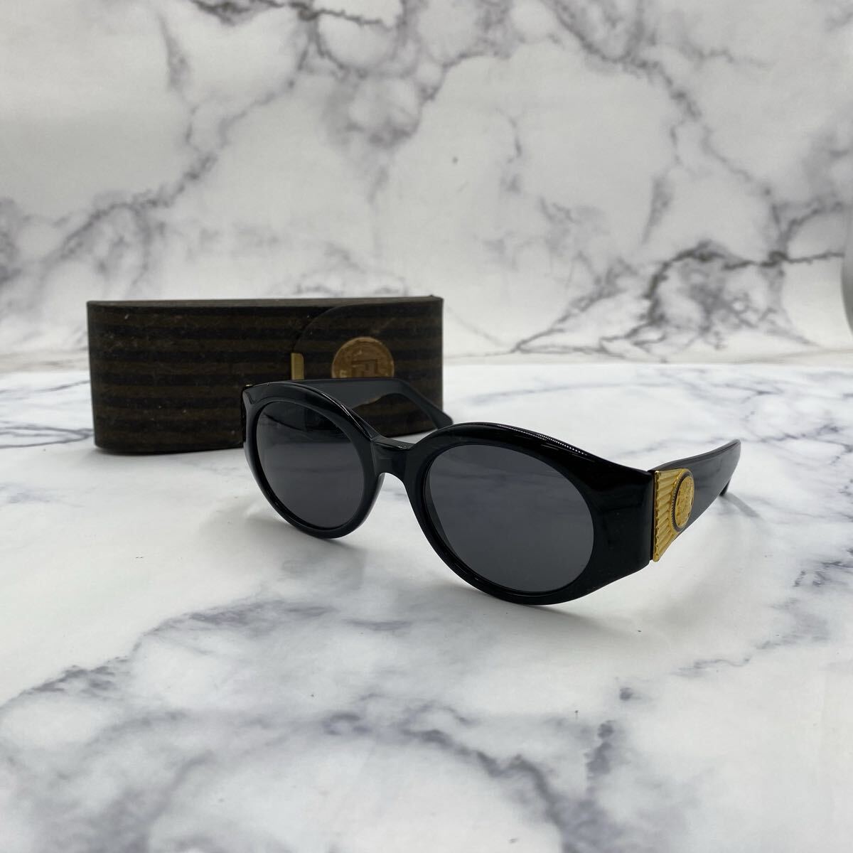 FENDI/フェンディ サングラス FS 147 EBONY 140 ケース付き S-8795拍卖