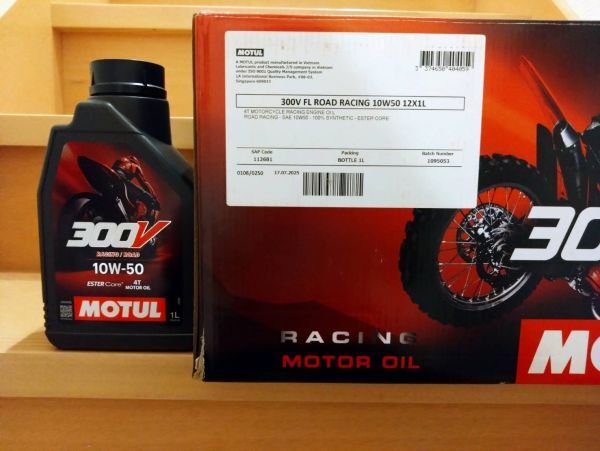 MOTUL モチュール 300V ファクトリーライン ロード レーシング 10W-50 1L 12缶 12本 1ケース FACTORY LINE ROAD RACING 正規品拍卖