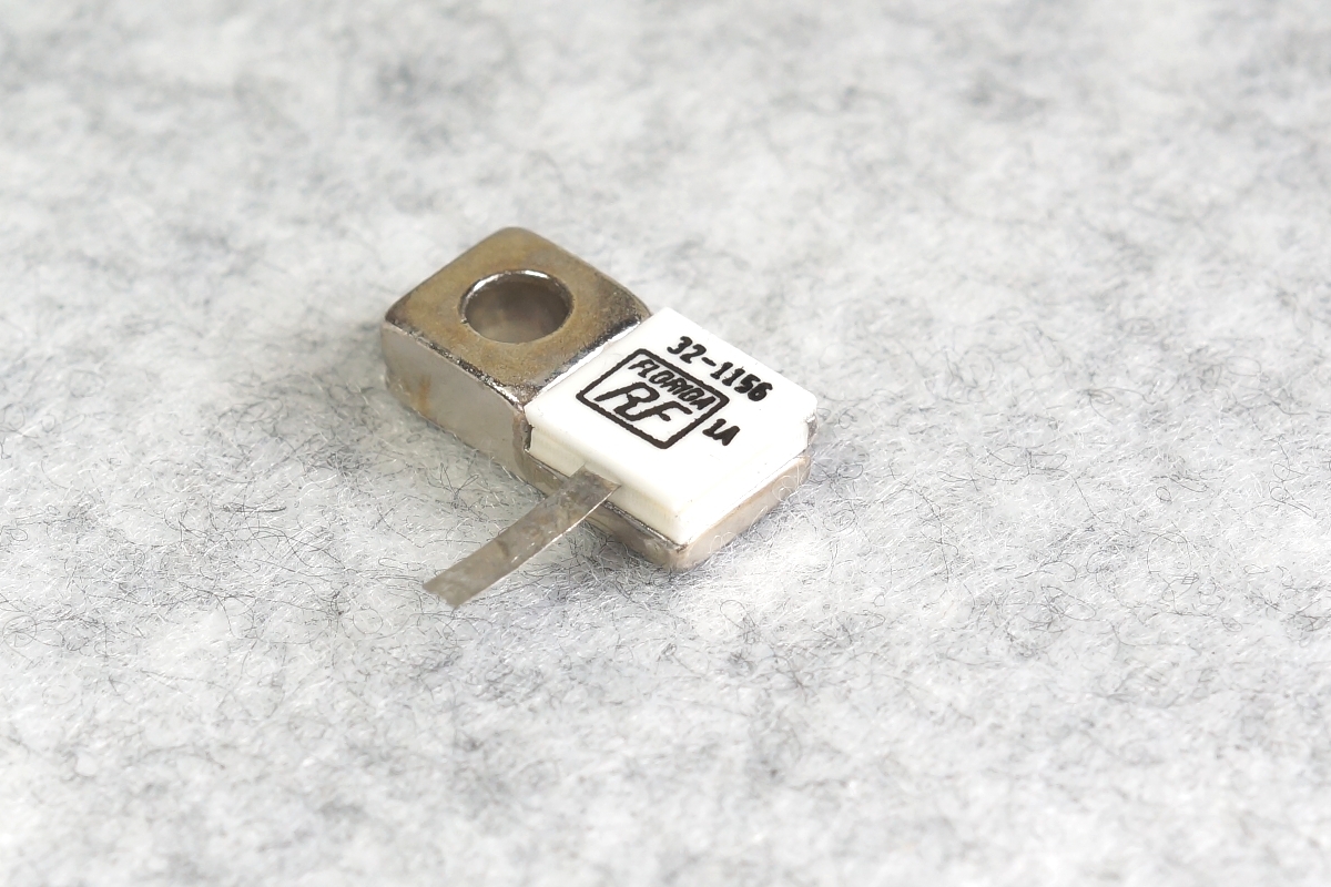 FLORIDA RF LABS フランジマウント 32-1156 50Ω100W 終端抵抗 (6G対応) 未使用・長期保管品拍卖