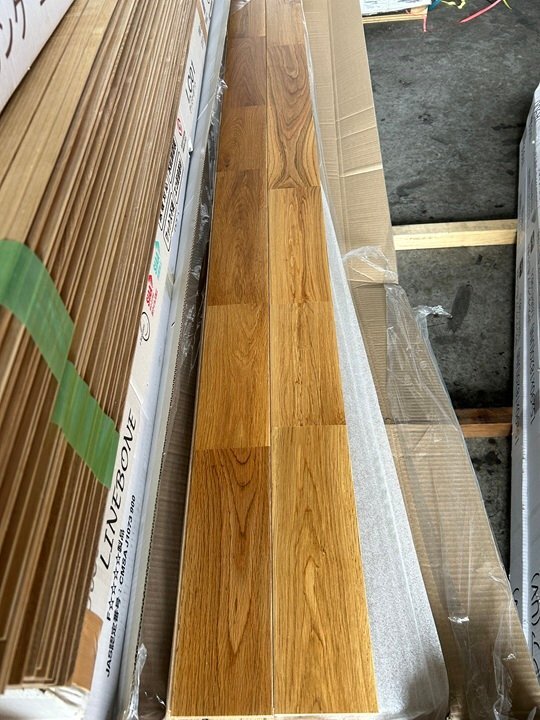 kawa-25-3【訳あり処分品】OAKオークナラ自然オイル塗装ユニ床材 フローリング千葉県引き取り可拍卖