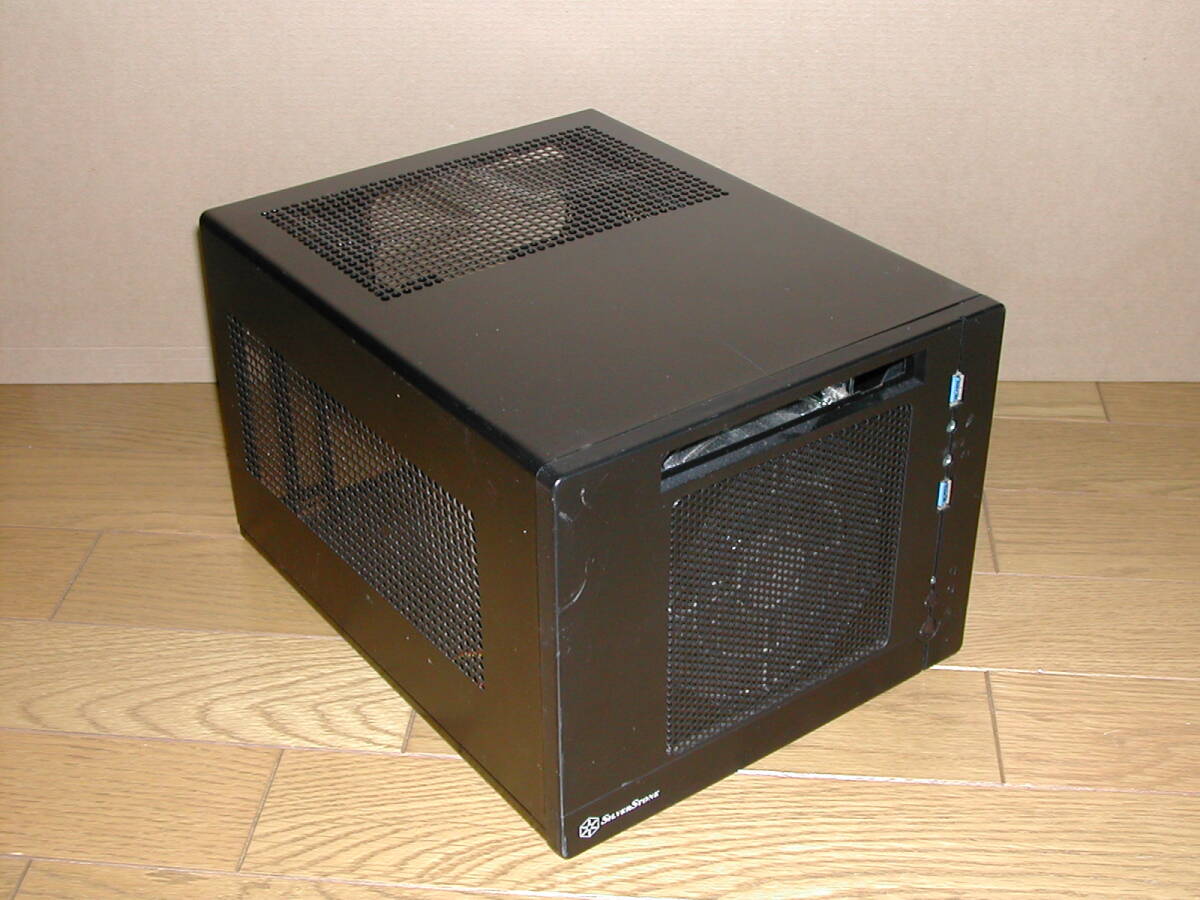 SILVER STONEのmini ITXPCケース拍卖