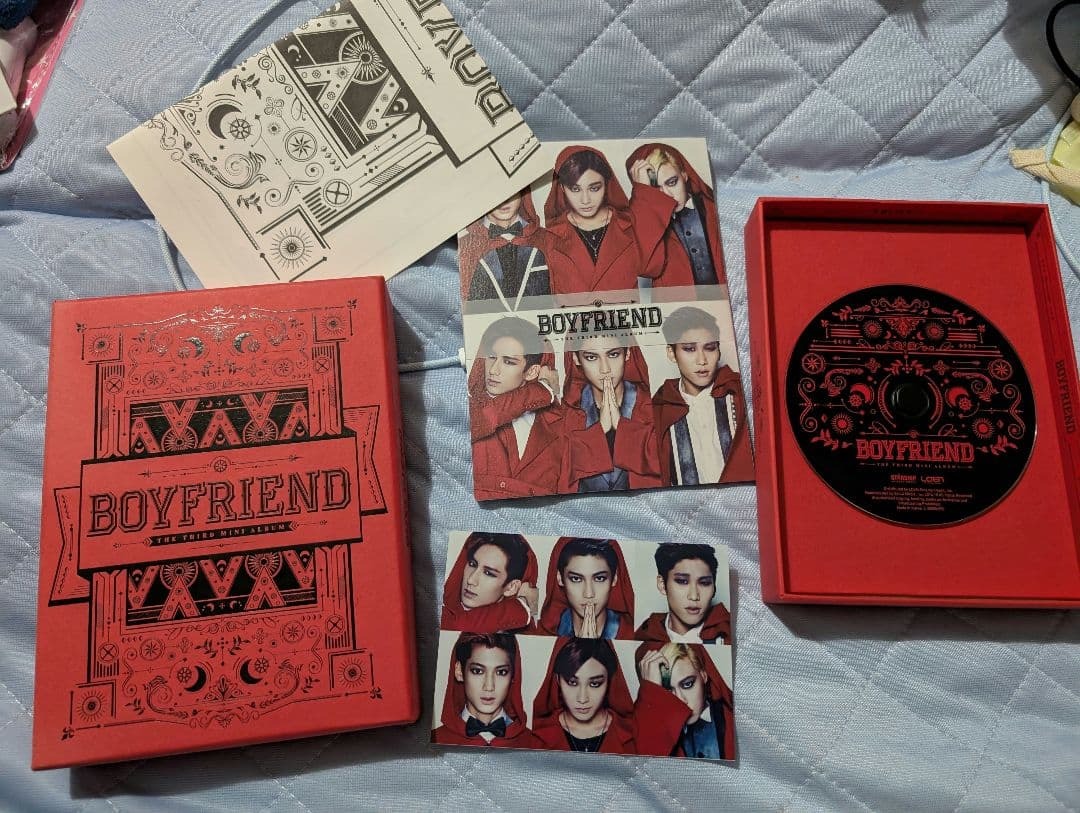 赤red BOXCDBOY FRIEND 3rd ミニアルバムボーイフレンド拍卖