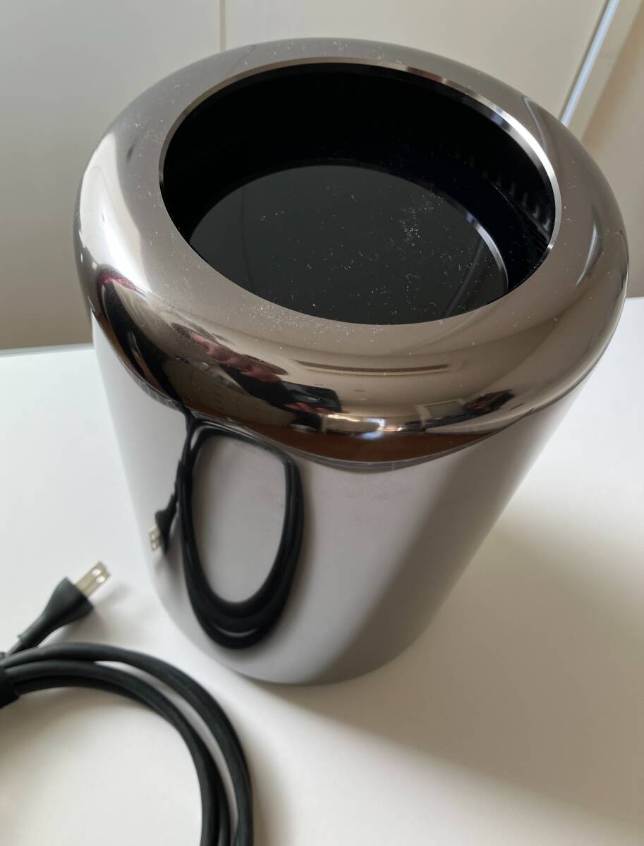 Apple Mac Pro(Late2013) メモリ:32GB SSD:256GB拍卖