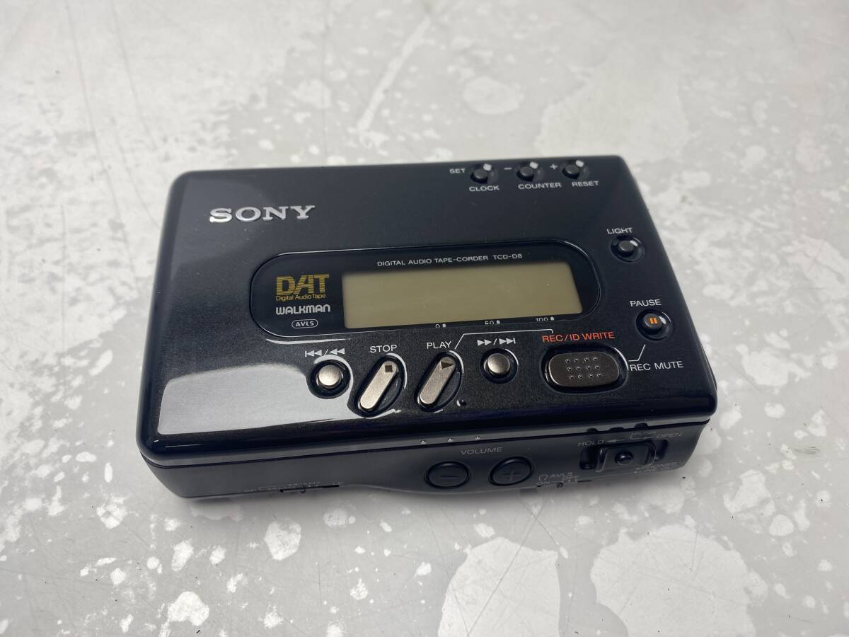 11/18★SONY ソニー TCD-D8 カセットテープレコーダー DAT WALKMAN ウォークマン【中古/現状品/動作未確認ジャンク】拍卖