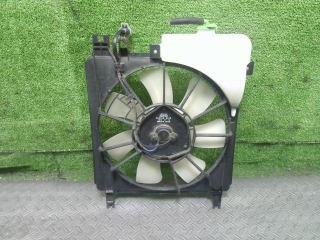 日産(NISSAN)※同梱不可※モコ MG33S 電動ファン 品番 21598-4A00E 動作OK CVT エンジン用 A/C用 7枚羽 シュラウド付拍卖