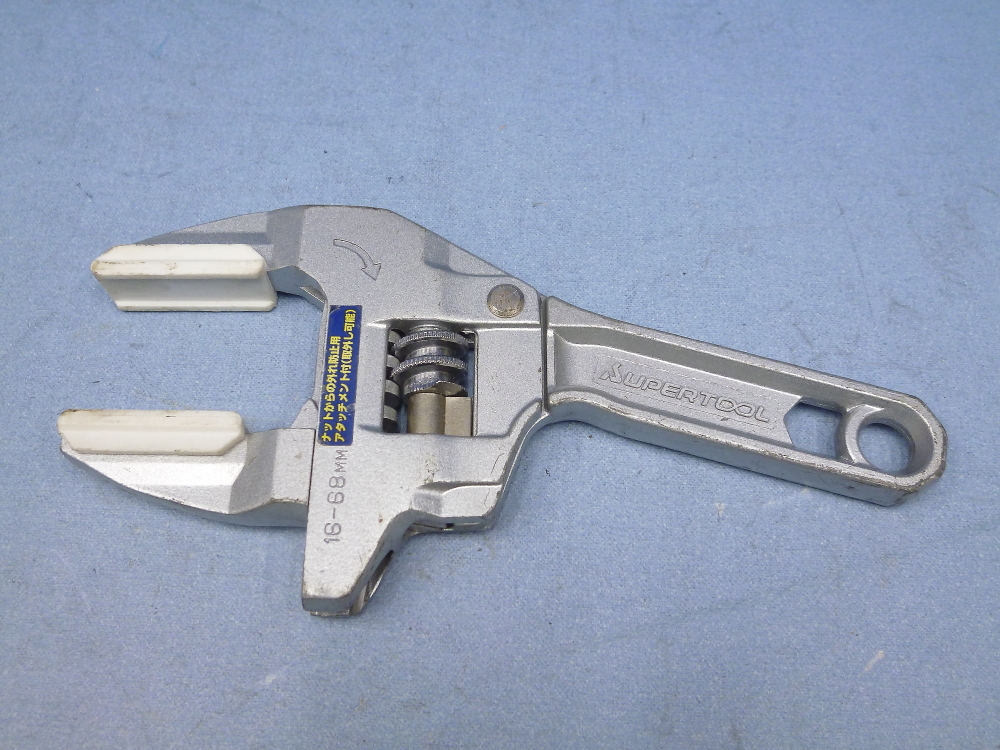 スーパーツール ラチェット式たて型アルミモーターレンチ MFTR68A 中古 レンチ ②拍卖
