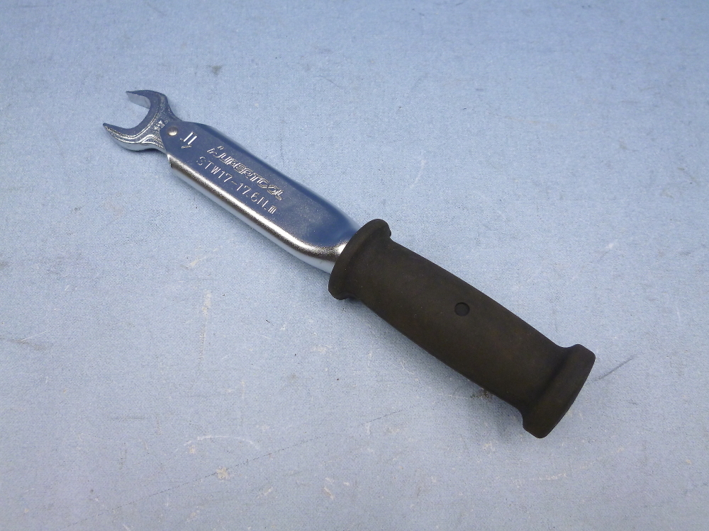 スーパーツール トルクレンチ STW17 中古現状渡し ①拍卖