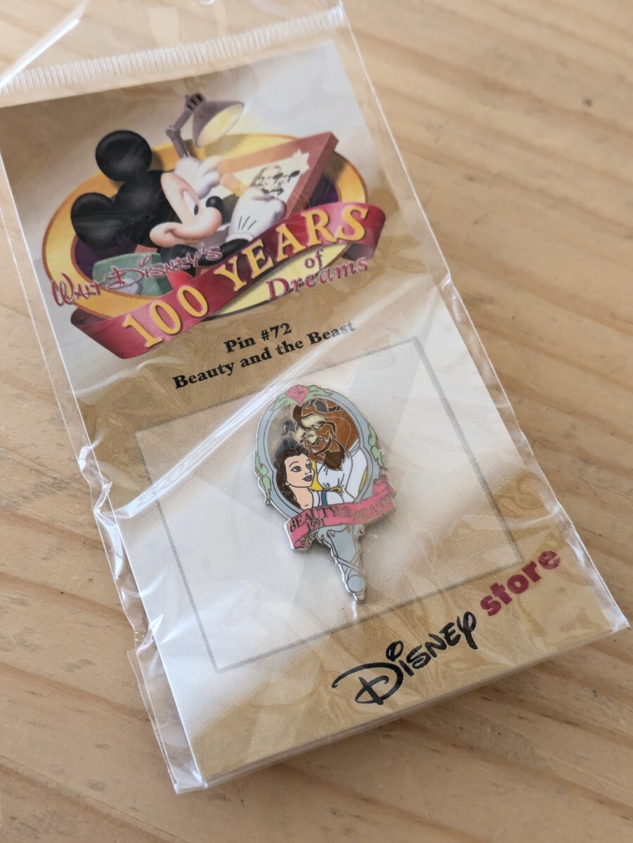 ■ 2【ディズニーストア 100 years of Dreams】ディズニー 美女と野獣 ピンバッジ 未使用品拍卖