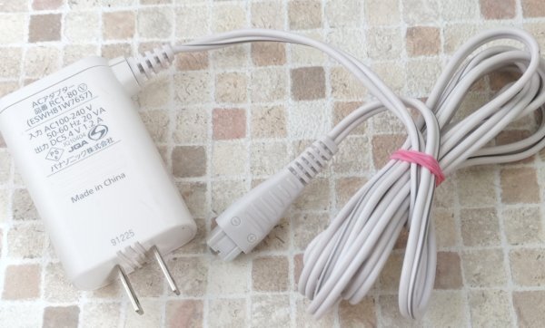 パナソニック製 シェーバー 充電用ACアダプター品番:RC1-80 (EHSHM87K7657) 動作OK拍卖