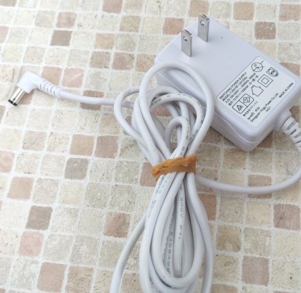 YJS015F-1201250J ACアダプター AX-HXL180 AX-HXL1805 ルルド アテックス 動作OK 〇拍卖