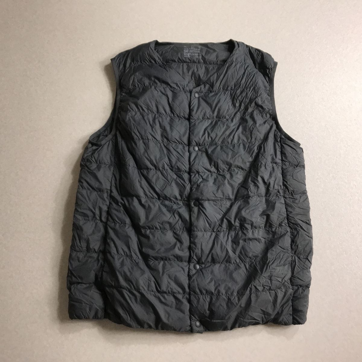 ☆ 100円スタート 無印良品 MUJI ノーカラー 軽量 ライトダウン ダウンジャケット ベスト拍卖