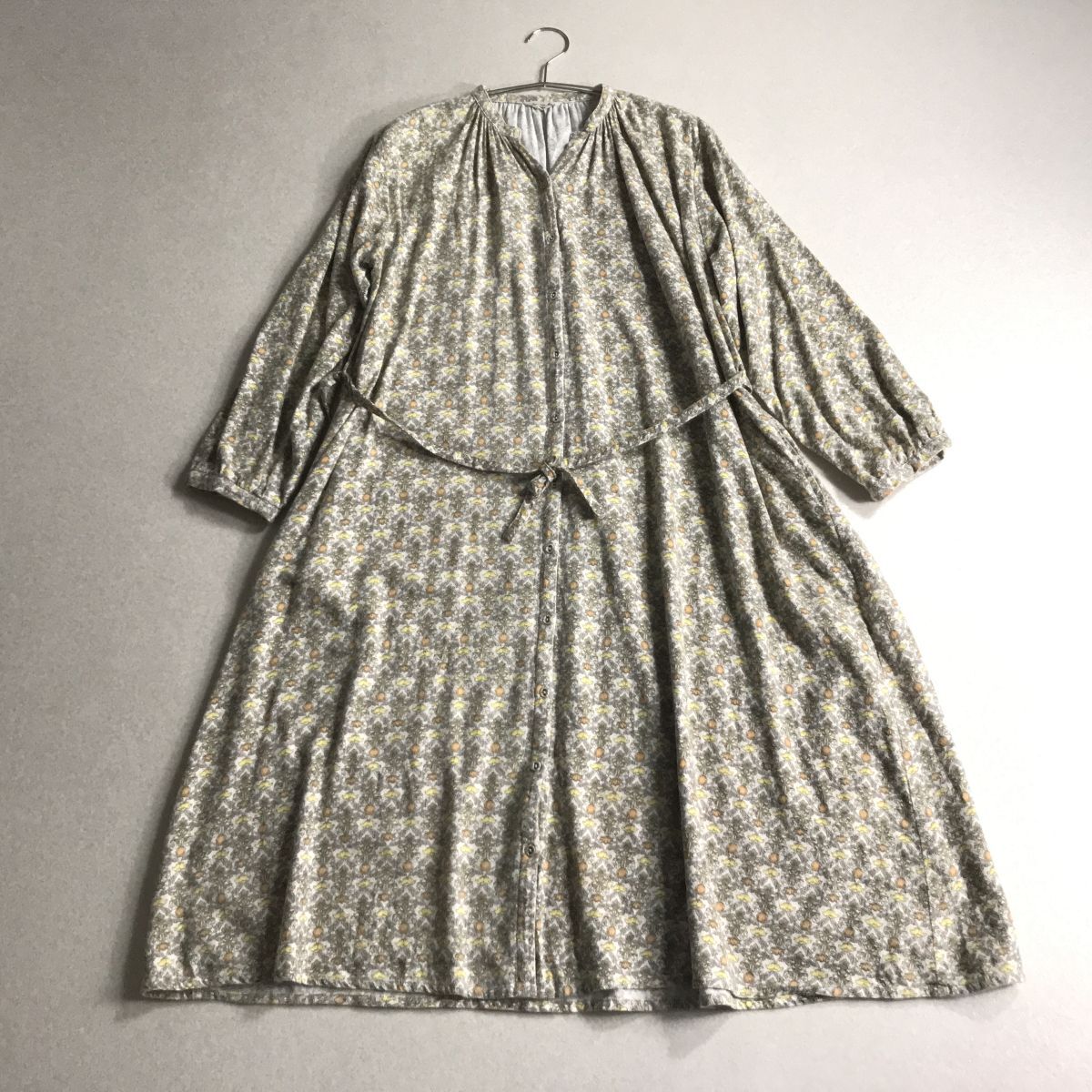 ☆ samansa mos2 サマンサモスモス 花柄 ギャザー ワンピース 横幅ゆったり 体型カバー拍卖