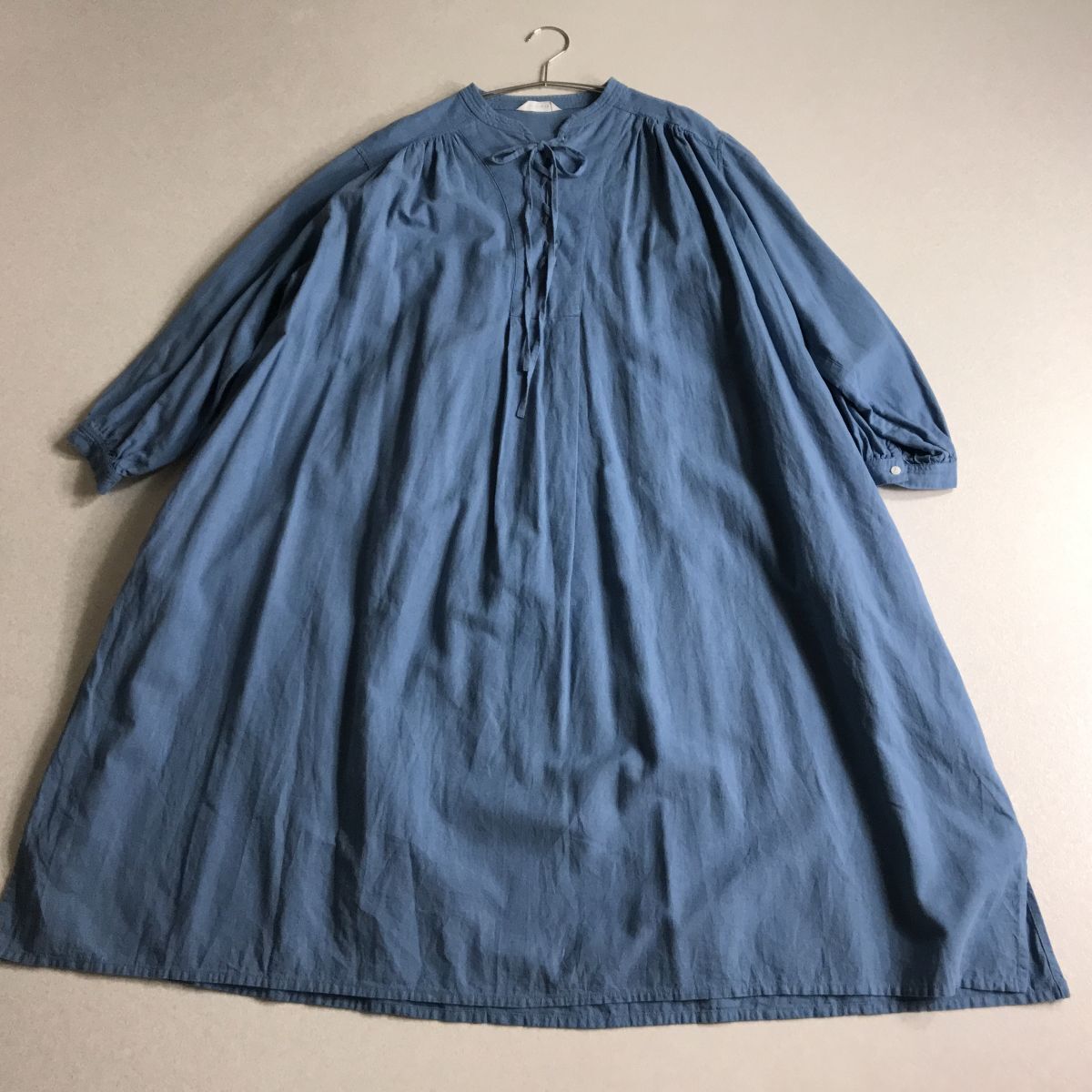 ○ soulberry ソウルベリー ギャザー フレア ワンピース 横幅ゆったり 体型カバー拍卖