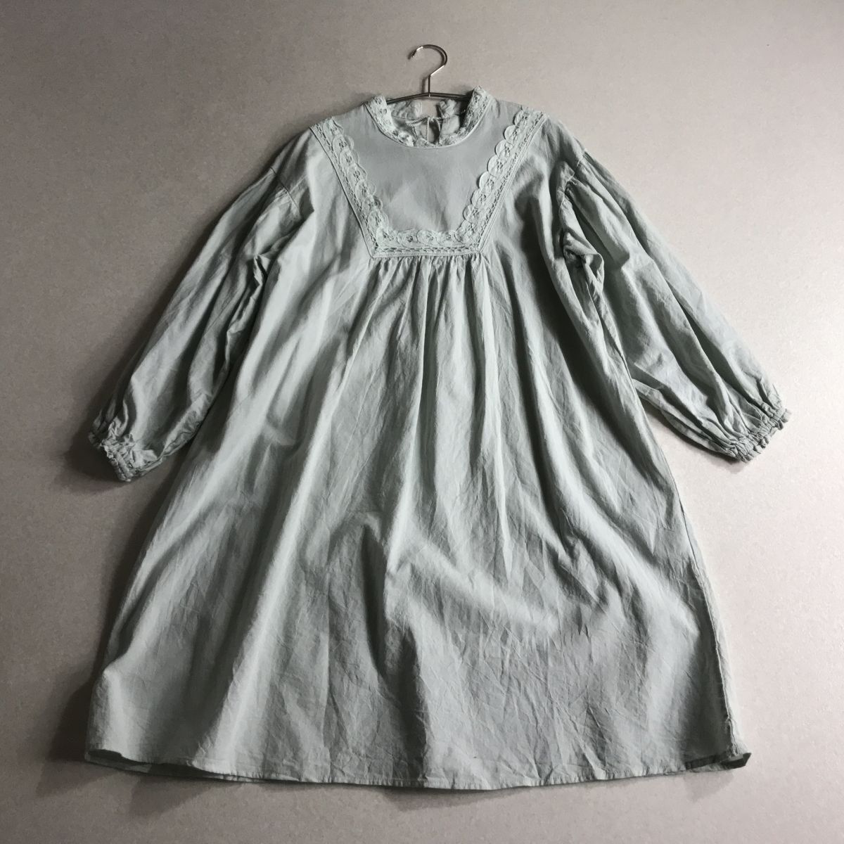 ♪ samansa mos2 サマンサモスモス レース使い ギャザー ワンピース 横幅ゆったり 体型カバー拍卖