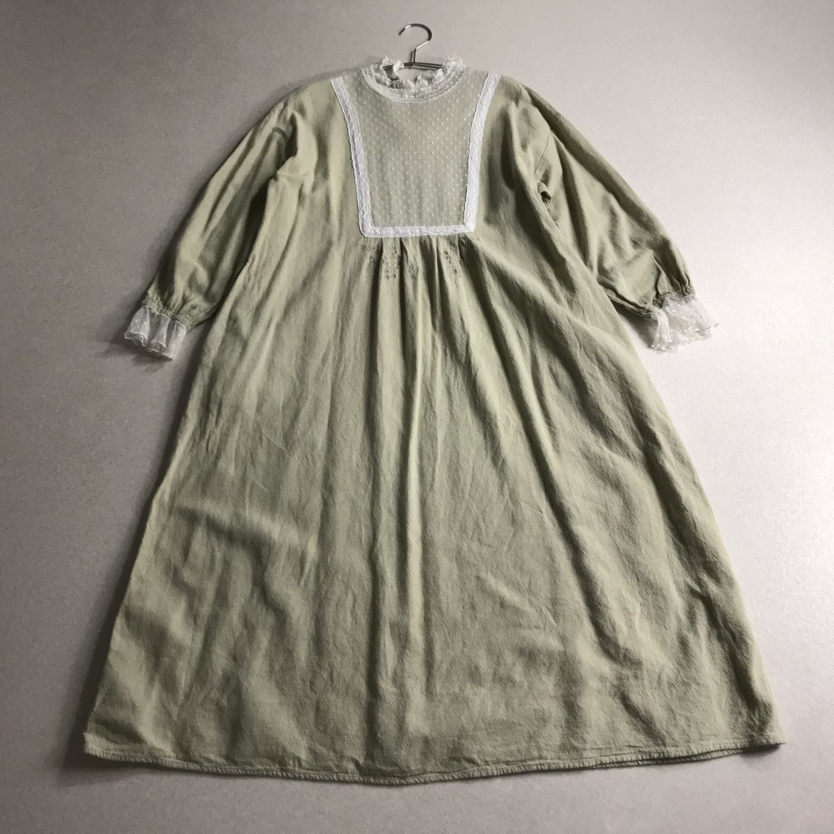 ☆ samansa mos2 サマンサモスモス チュール使い ギャザー ワンピース 横幅ゆったり 体型カバー拍卖