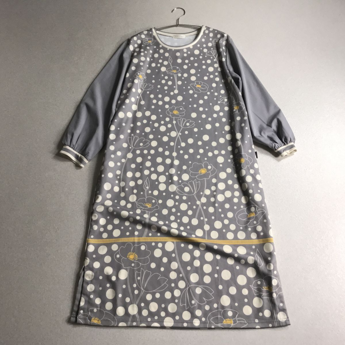 ☆ 花柄 リブ付き おしゃれデザイン ストレッチ ワンピース 大きいサイズ LL 横幅ゆったり 体型カバー拍卖