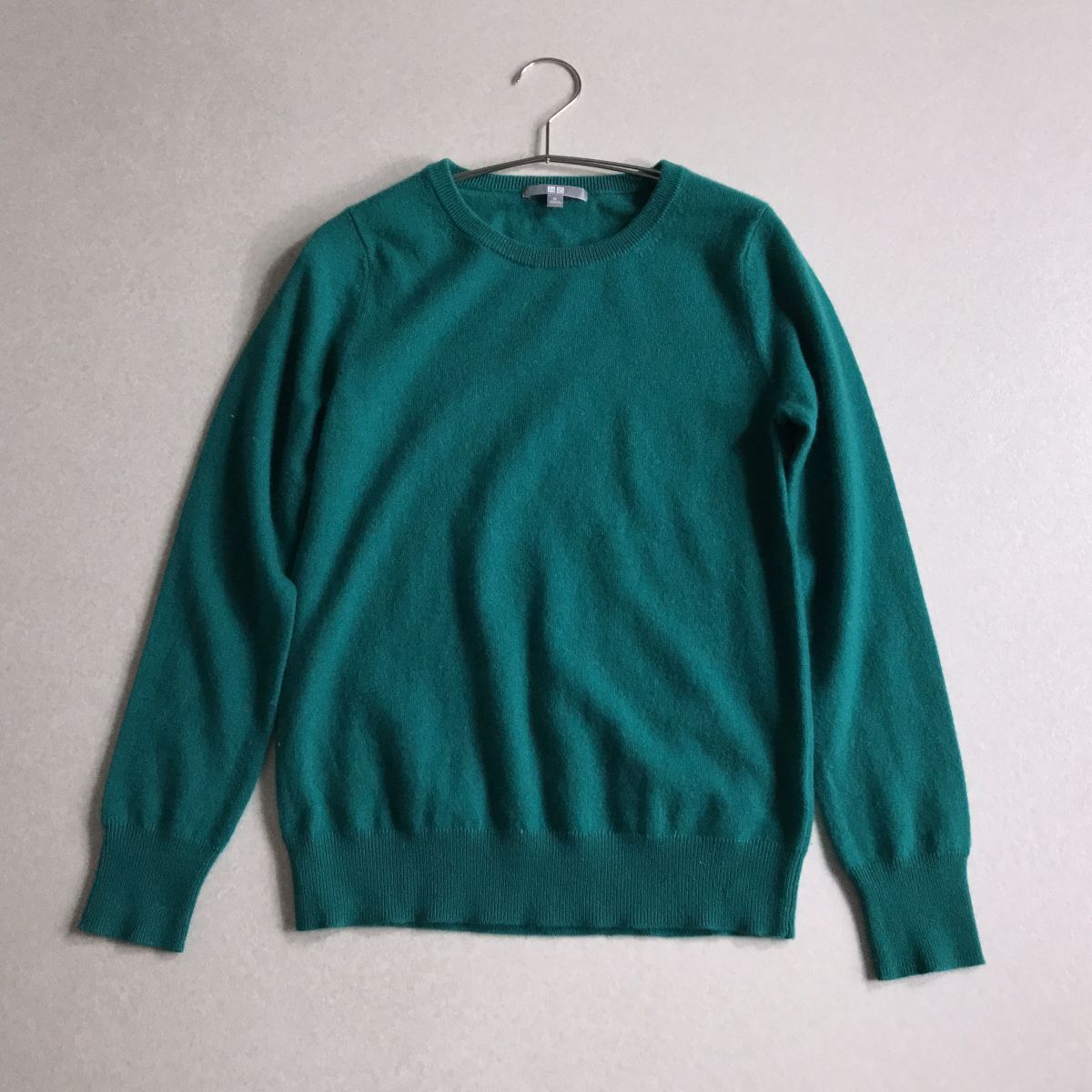 ♪ UNIQLO カシミヤ100% ニット セーター グリーン系拍卖
