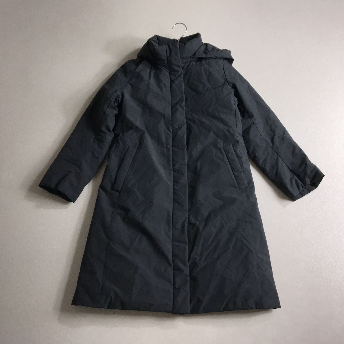 ◎ UNIQLO ハイブリッド ダウンコート パーカー 黒 レディース拍卖