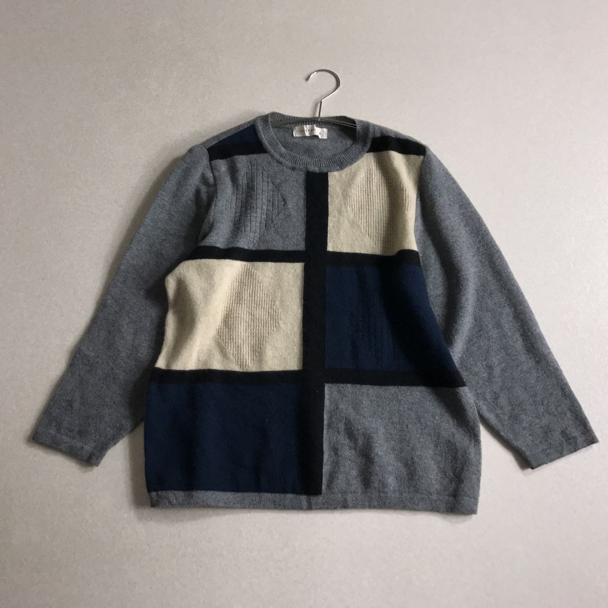 ♪カシミヤ100% おしゃれデザイン 配色 ニット セーター拍卖