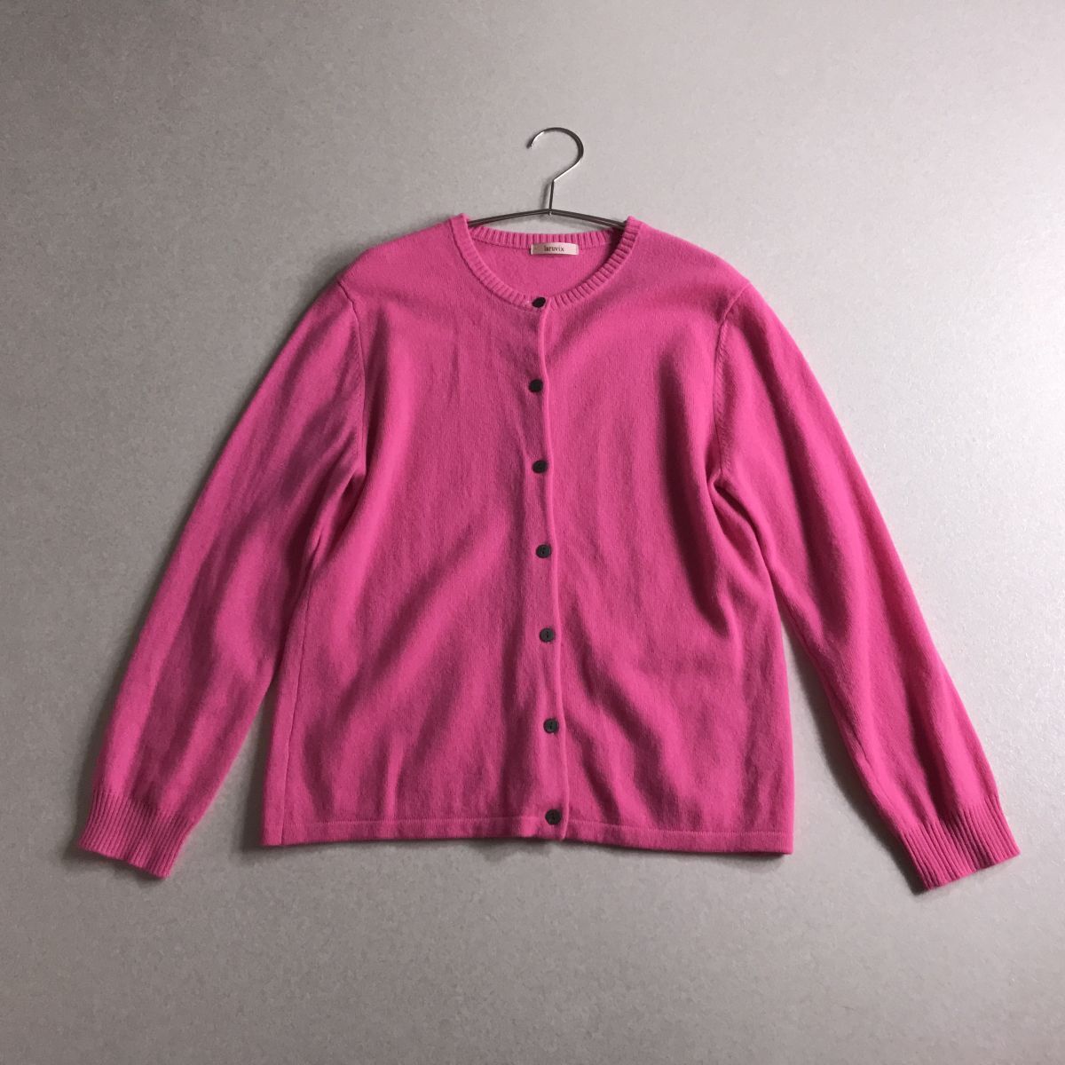 ☆ laruvix カシミヤ100% ラウンドネック カーディガン ニット セーター拍卖