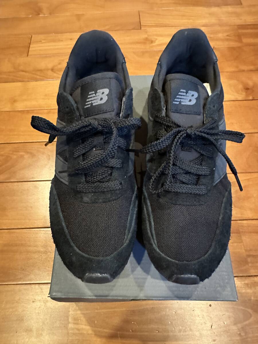 【未使用品】【送料無料】R7.10月、ユナイテッドアローズにて購入 ニューバランス U370AJ ブラック 定価14,960円(税込) 26.5㎝拍卖