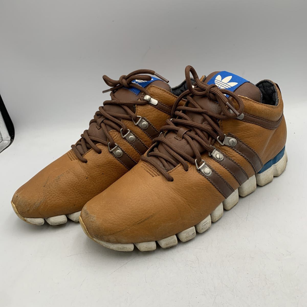 W882 adidas アディダス MEGA TORSION レザースニーカーUS9 27cm ブラウン ブルー拍卖