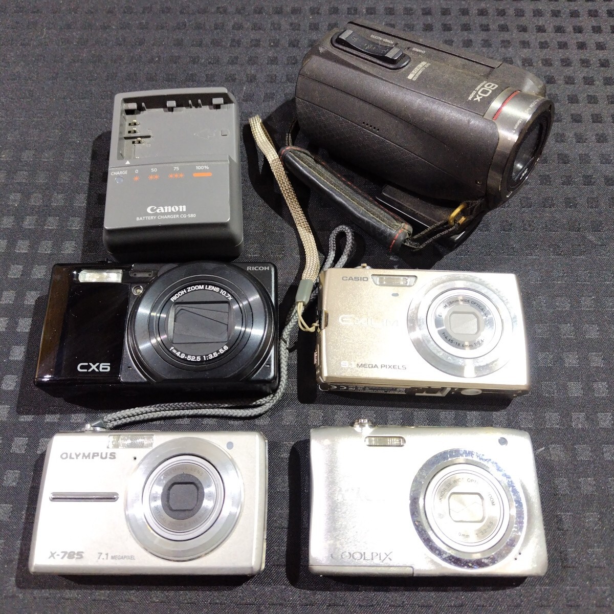 コンパクトデジタルカメラ CASIO EXILIM OLYMPUS x-785 RICOH CX6 Nikon COOLPIX JVC Everio GY-RX500-B デジカメ ビデオカメラ拍卖